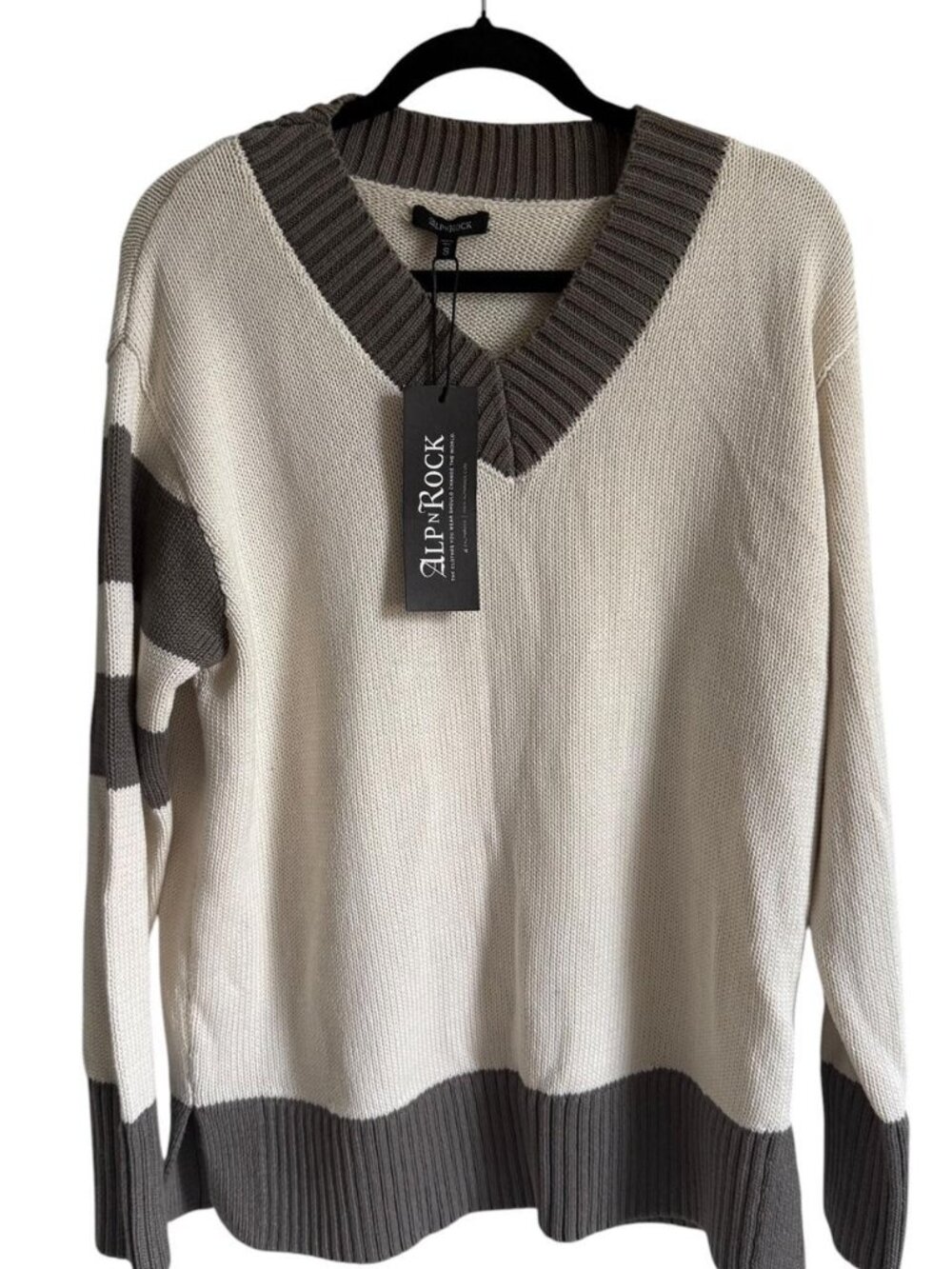 NEW Alp n Rock Otto Pullover V-Neck Sweater Size Small
